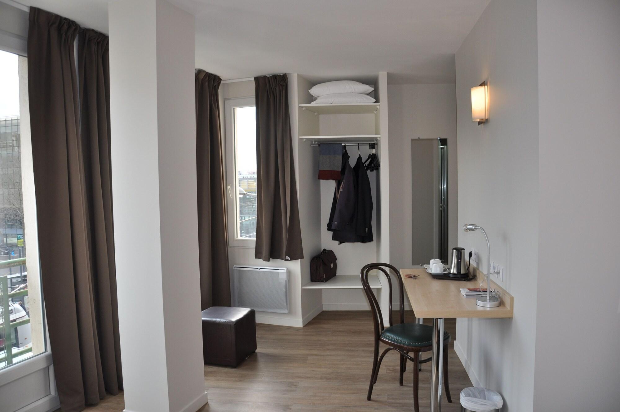 Hotel Foch Nancy Gare Esterno foto